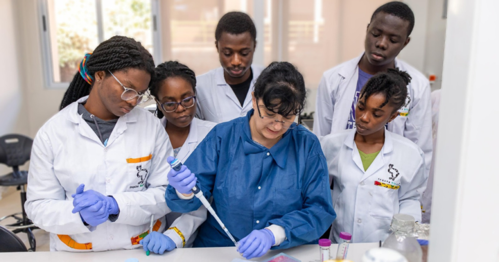 Bioengineers-in-training Looking to Strike Gold